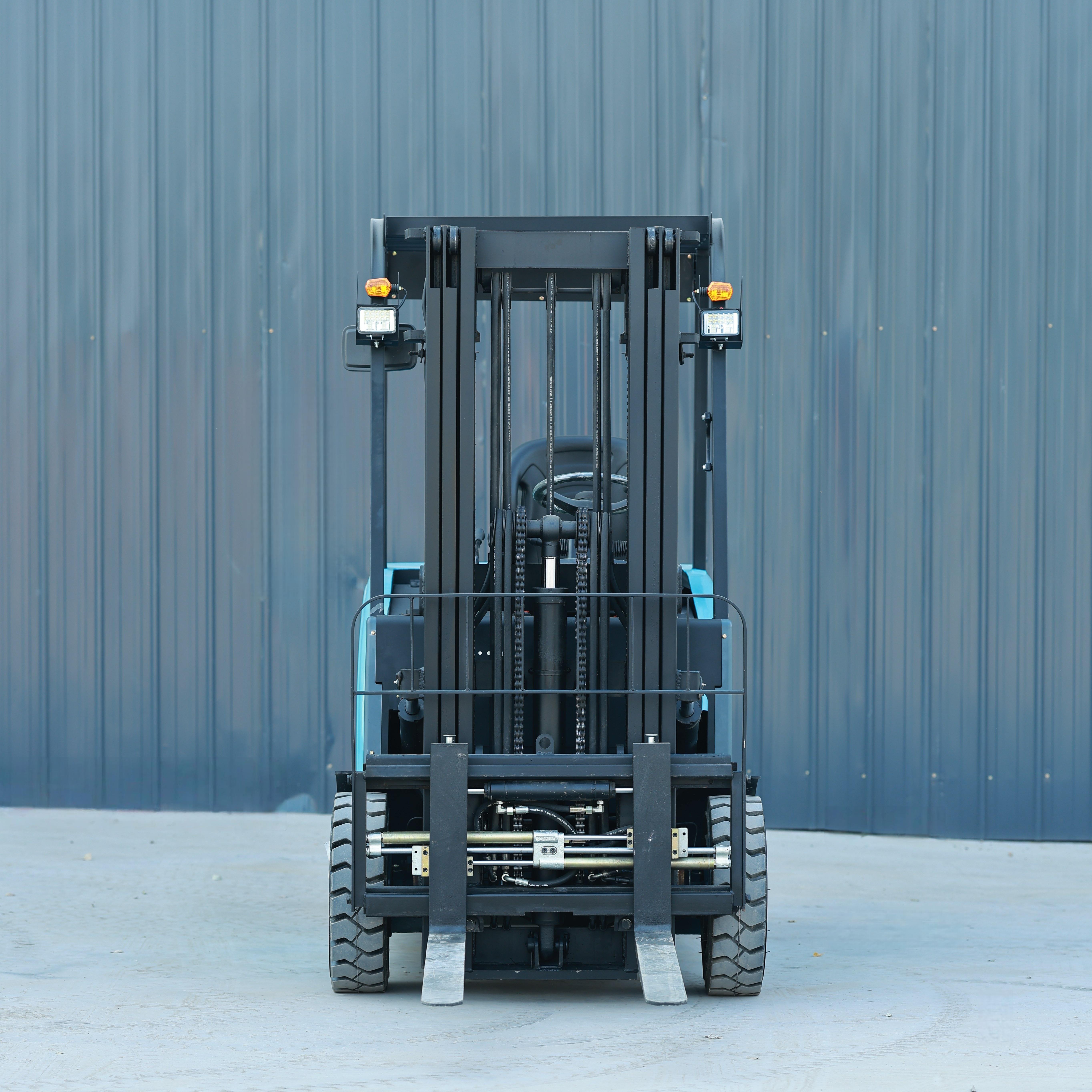 Best Price Lifting Height 3m Small Electric Forklift 1-5 Ton Mini Forklift With Durable Lithium Battery for Warehouse Use details