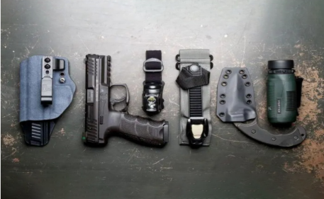 armas y equipo individual