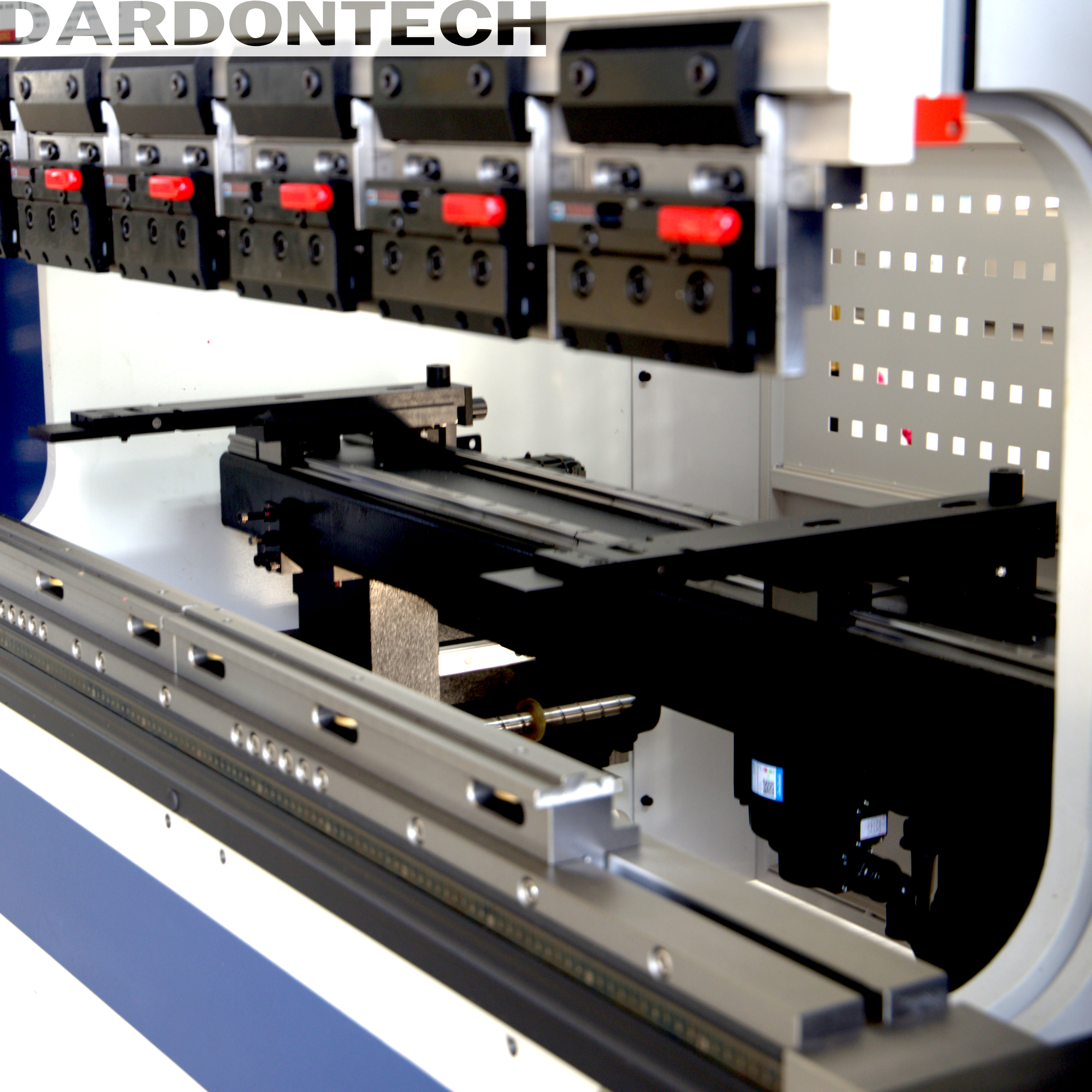 How to Ensure Precision in Press Brake Bending Operations
