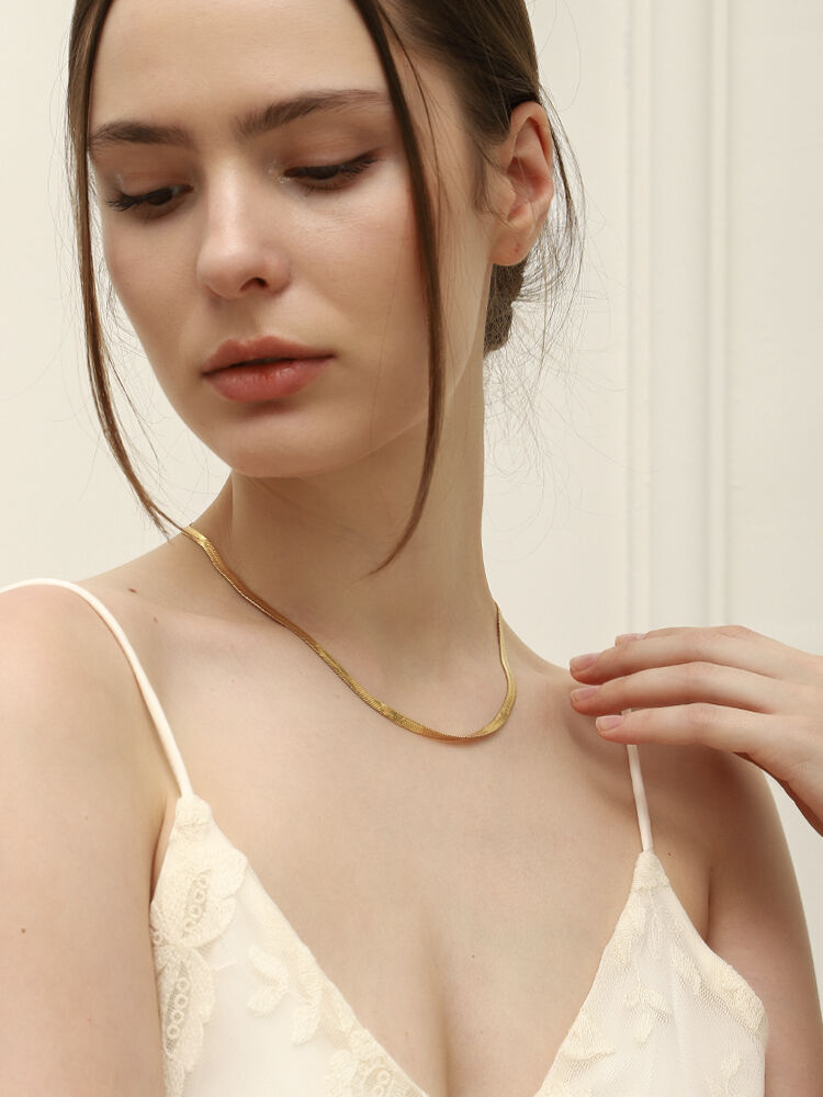 What Are the Latest Trends in Gold Plated Choker Necklaces for 2023?