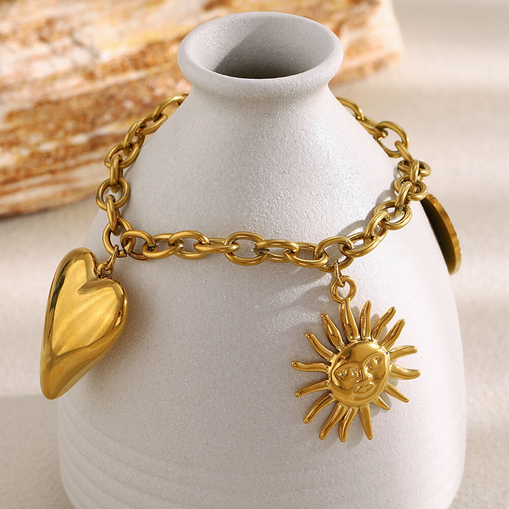 What Common Issues Do Buyers Face with 304 Stainless Steel Jewelry?