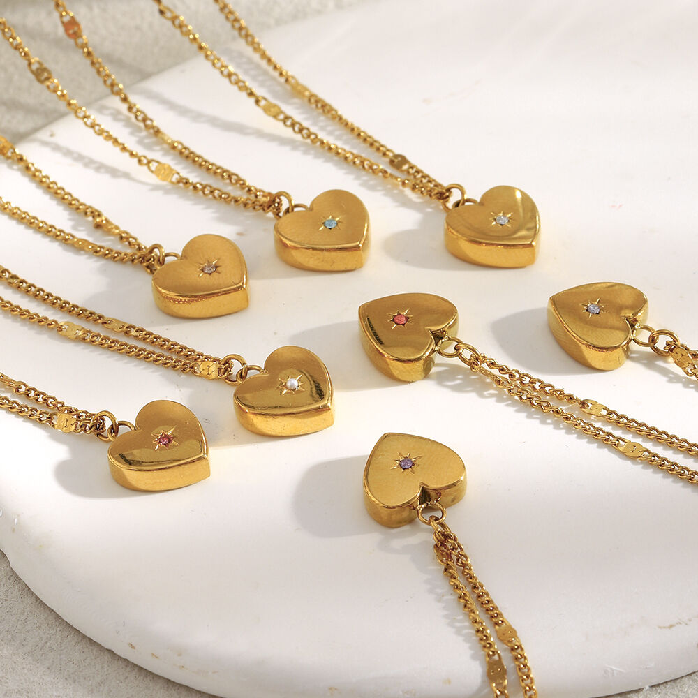 How Heart Pendant Necklaces Can Elevate Your Everyday Look