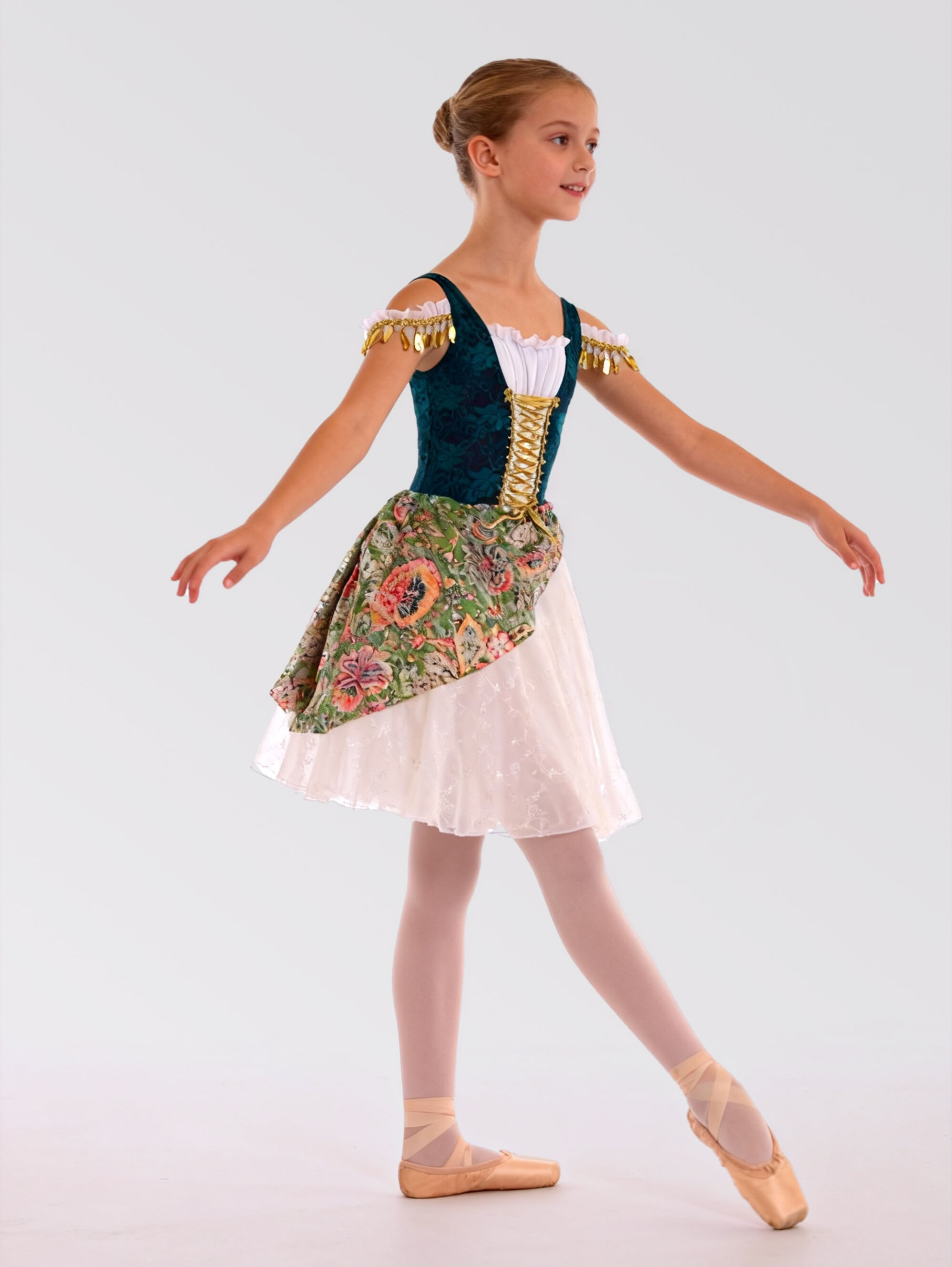 Elegant Ballet Wear With Lace for Performance and Practice