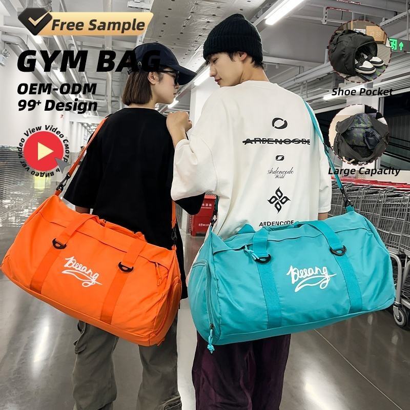 Stor kapacitet justerbar aftagelig rem tørre våde separat skoflade sport fitness crossbody rejsetaske med polstret skulder