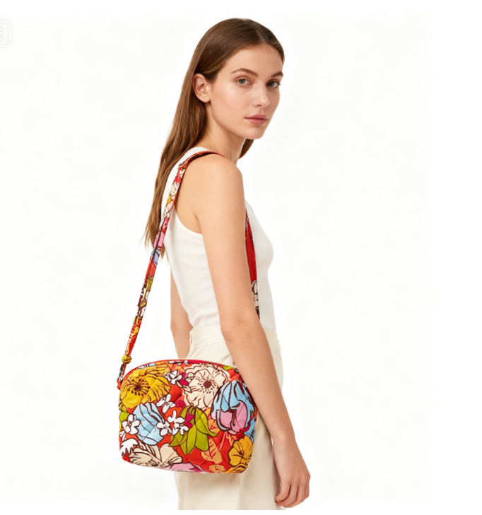 Product Introduction & Design Philosophy of the Floral Quilted Cosmetic Bag