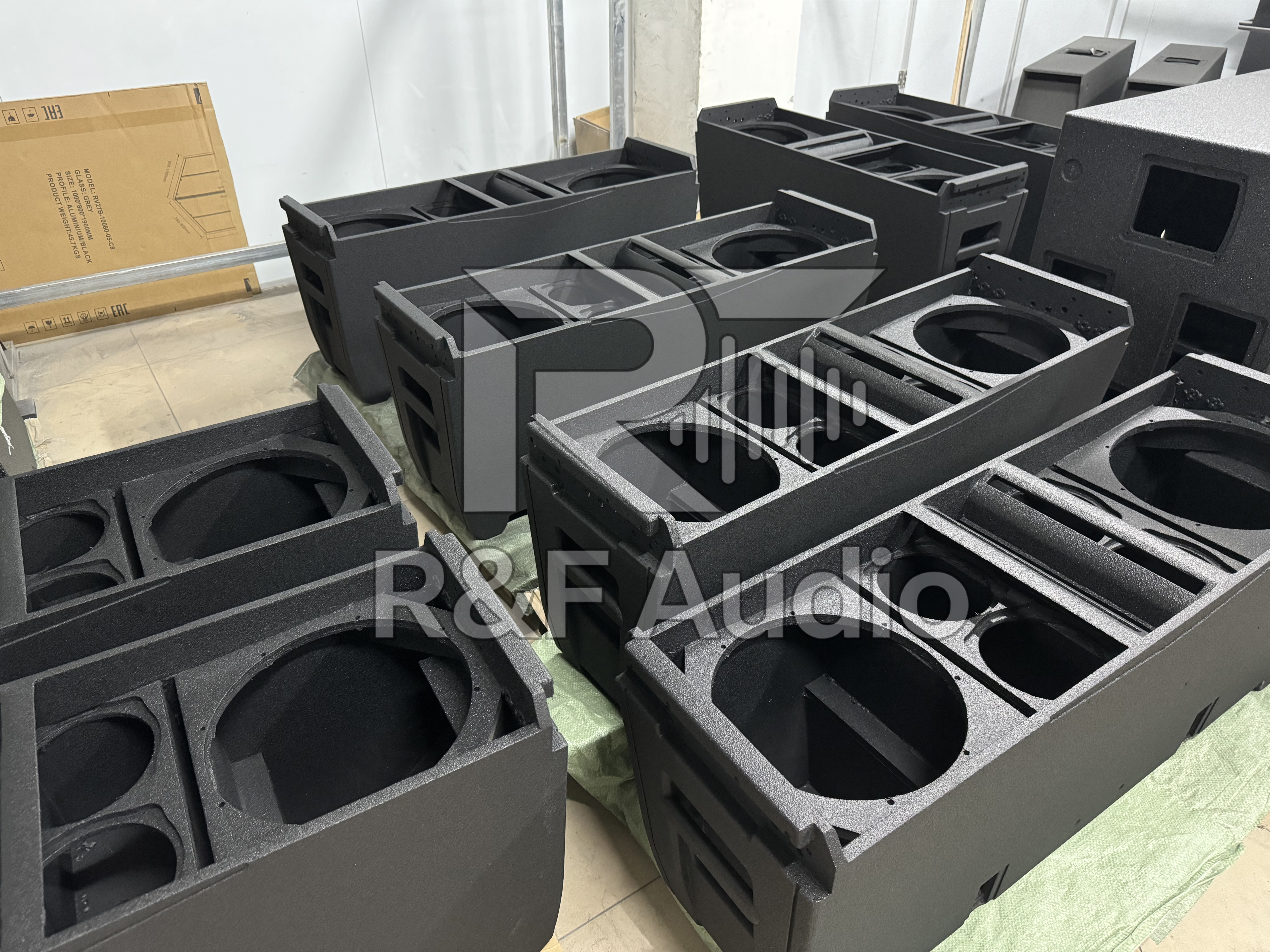 先進ドライバーテクノロジーおよび精密エンジニアリングの卓越性