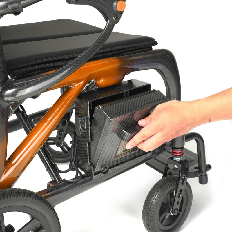 Ergonomiczny wózek inwalidzki elektryczny z włókna węglowego z silnikiem bezszczotkowym