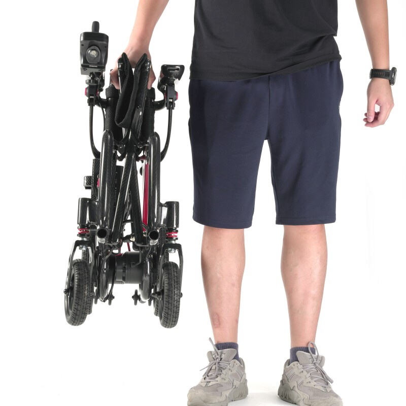 Ergonomiczny wózek inwalidzki elektryczny z włókna węglowego z silnikiem bezszczotkowym