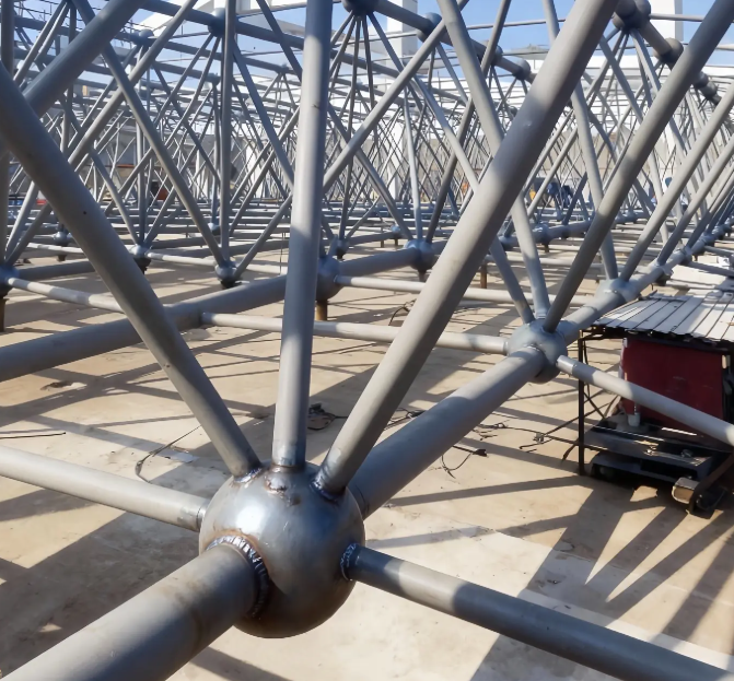 Applications of spaceframe in modern architectural designs.