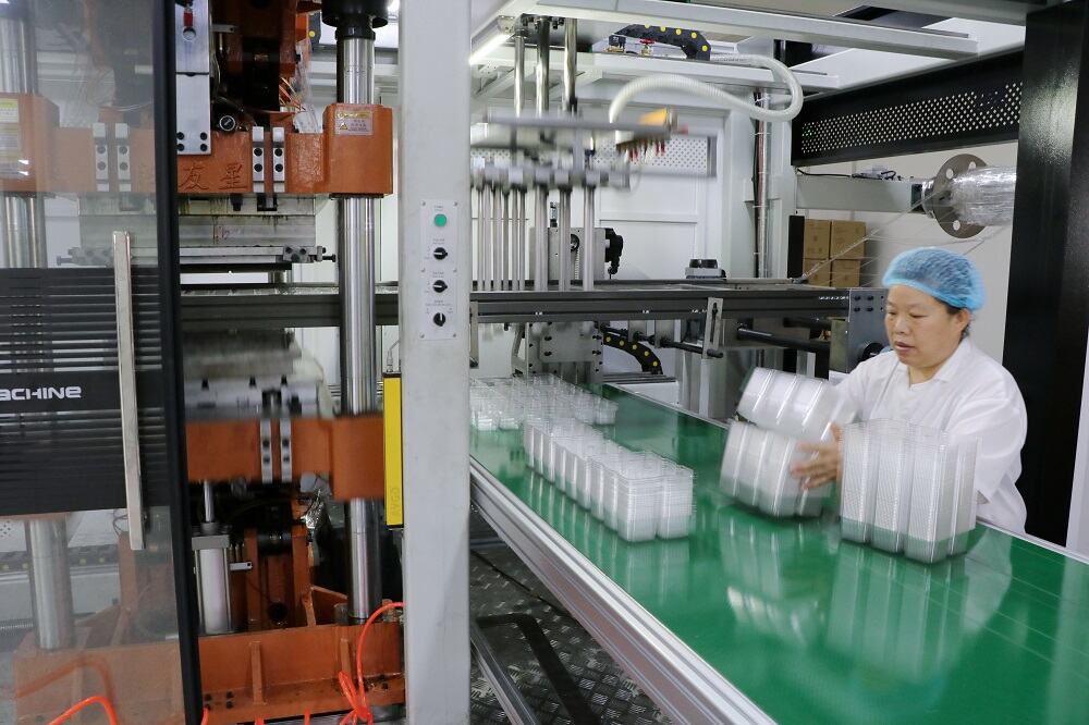 Breaking Through Plastic Production with Full-Chain Self-Control: Hengmaster Builds Dual Advantages of Quality and Efficiency with Its Own Equipment Matrix