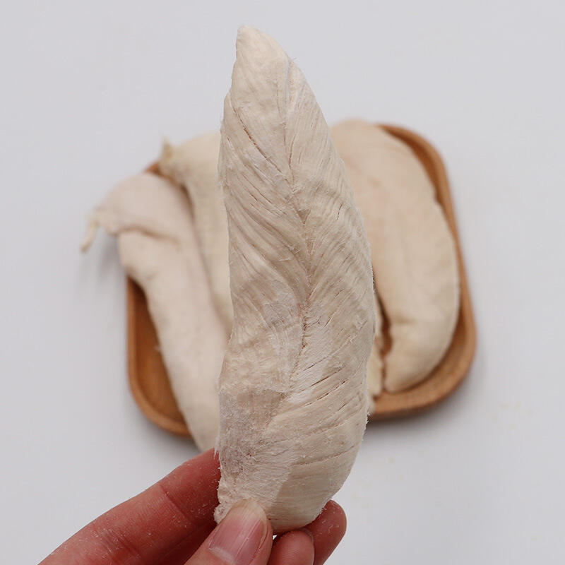 What Makes Organic Chicken Dog Treats a Trending Choice Among Pet Parents?