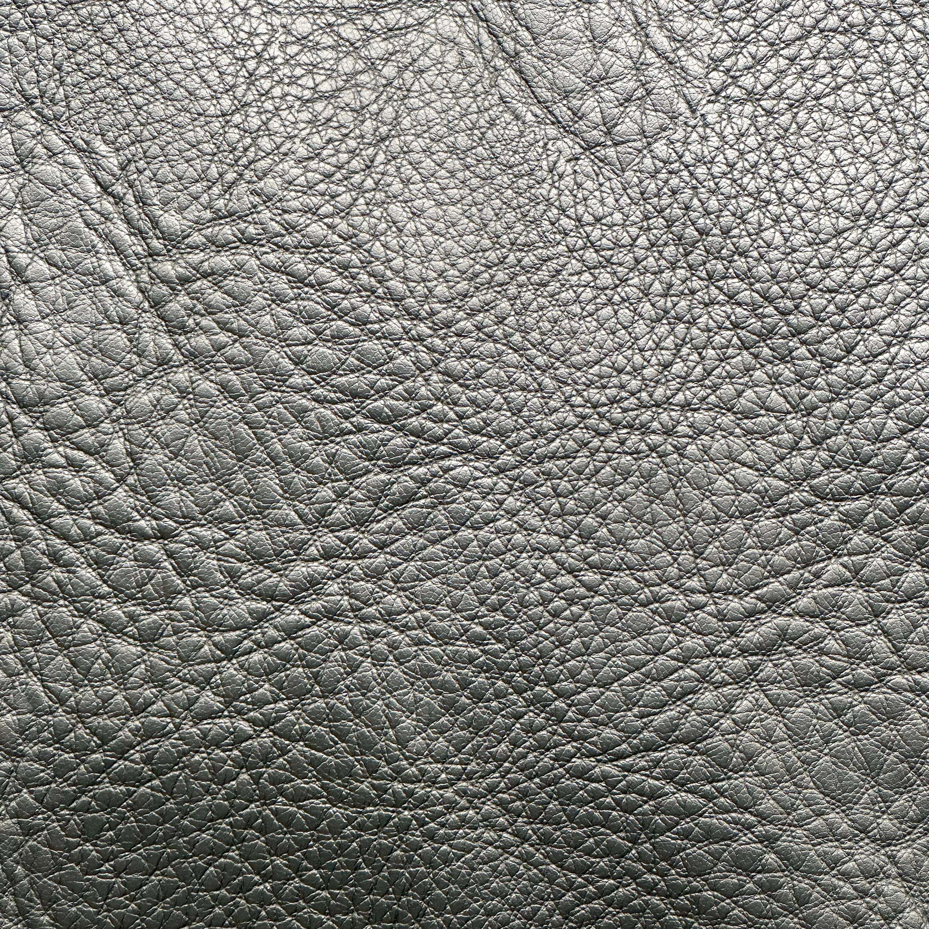 Discover the Benefits of Textured Faux Leather Fabric