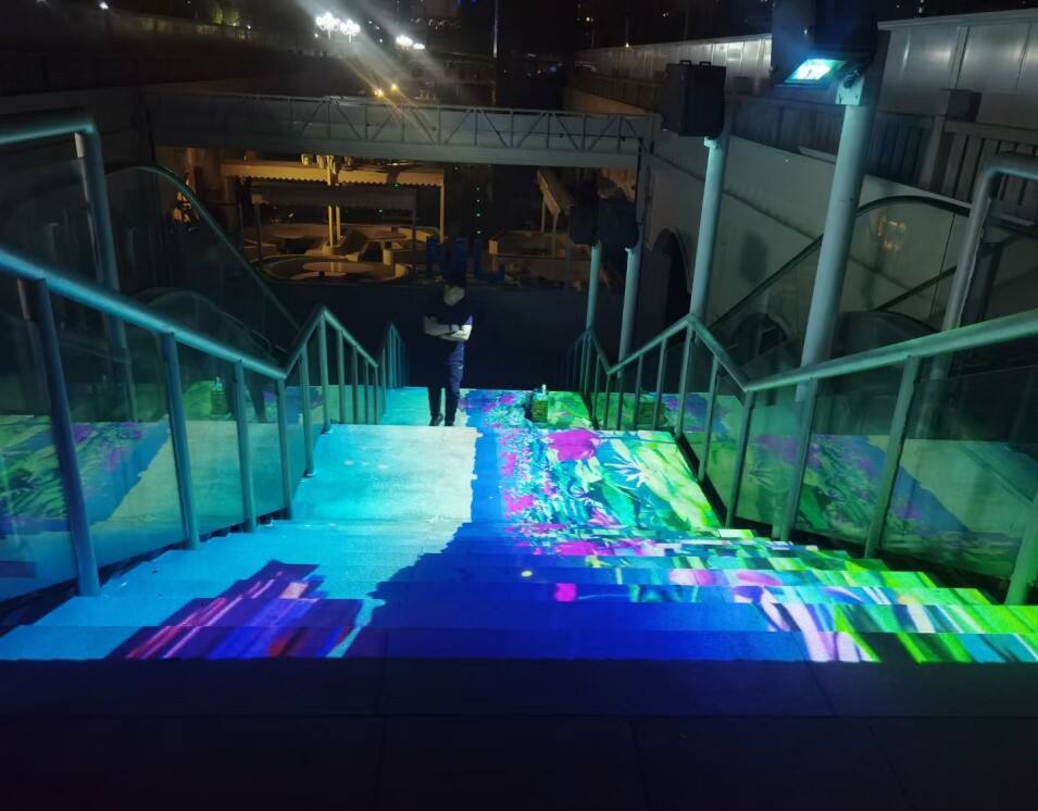 5000 Lumen Wind Cooling Ground Projection