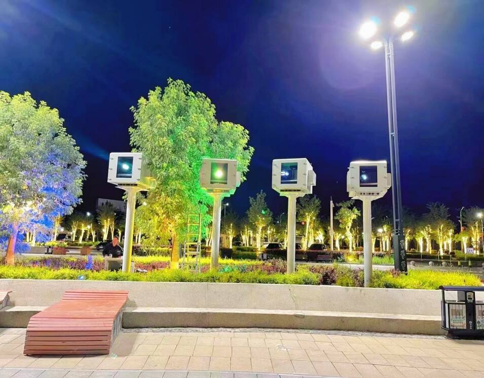 5000 Lumen Wind Cooling Ground Projection