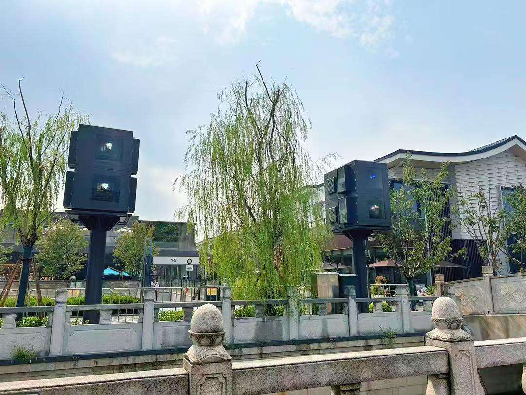 Light Up The Night Of The Splendid Canal! Sharp/Nec And Dongguan Shirui Outdoor Projector Protective Box Help The 6th Expo To Be Grandly Opened.