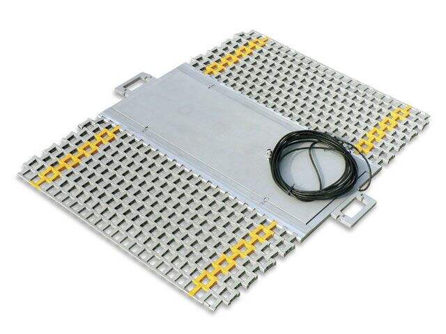 Advanced Wireless Technology and Real-Time Data Management