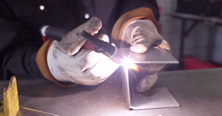 automated welding cell used for repeatable chassis part production