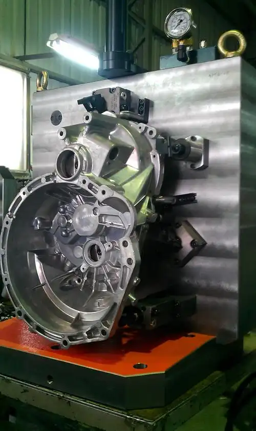 5 axis cnc machine enabling complex geometries in single setups