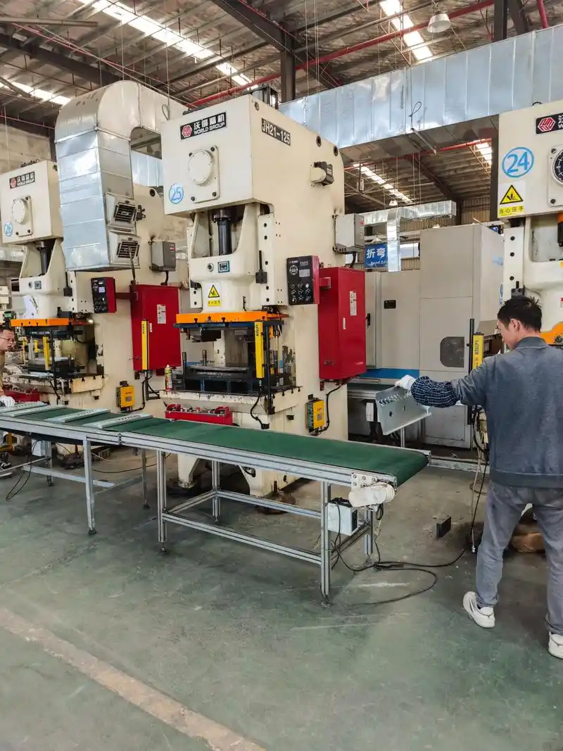 aluminum fabrication sheets ready for precision manufacturing processes