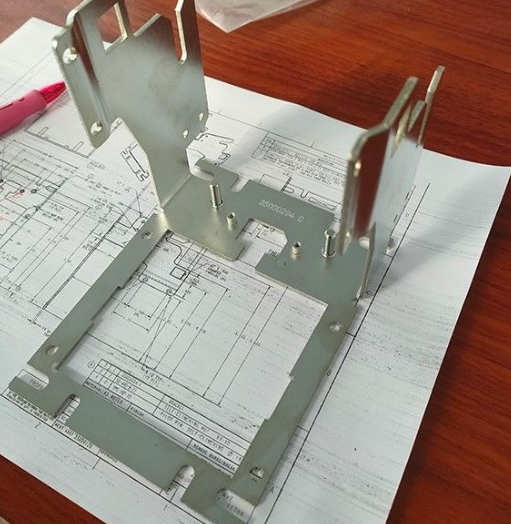 quality inspection of precision bent sheet metal components for tolerance verification