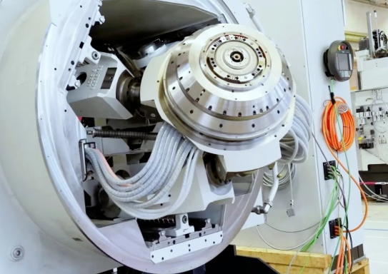 quality inspection of cnc cut metal parts using precision measurement equipment