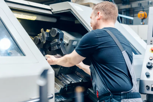 choosing the right cnc manufacturing partner for successful prototype development