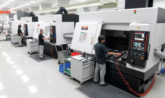 three primary cnc machine types milling machine lathe and router