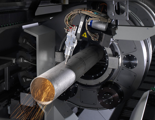 choosing between instant online quotes and manual review depends on project complexity