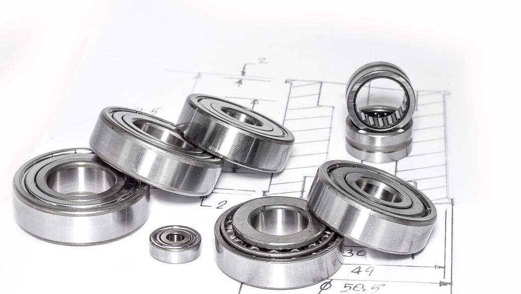 comparison of fiber laser and co2 laser cutting heads used for aluminum processing