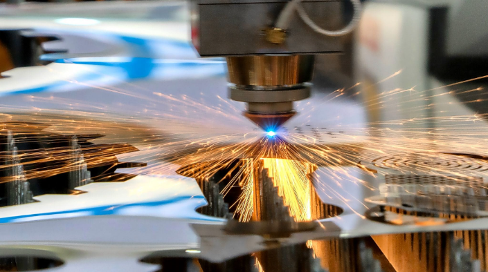 Lasergeschnittene Halterungen entschlüsselt: Von der Materialauswahl bis zur endgültigen Montage
