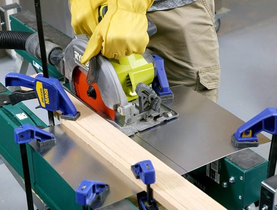 how to trim sheet metal cleanly on a supported workbench