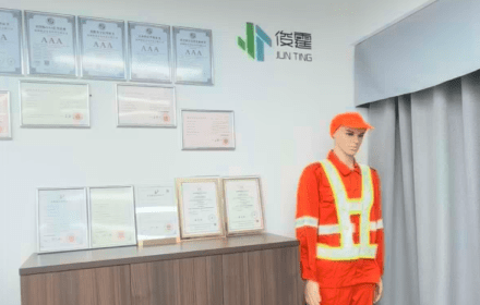 Natural light between samples 4