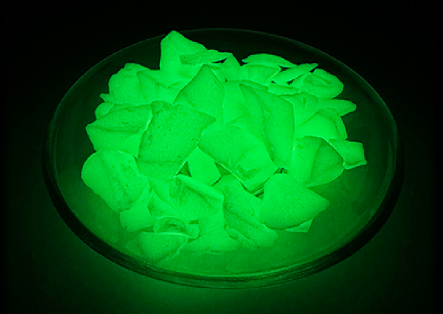 Yellow green Photoluminescent Gravel