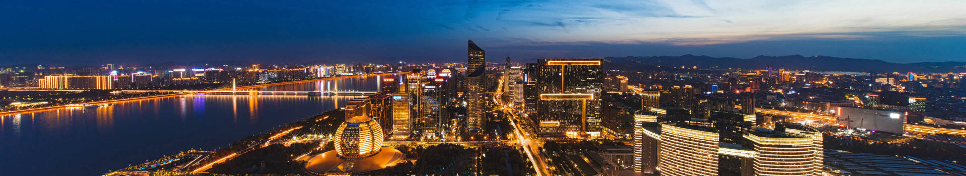 in 2022 solar powered photoluminescent lamps and glow in the dark gravel-0