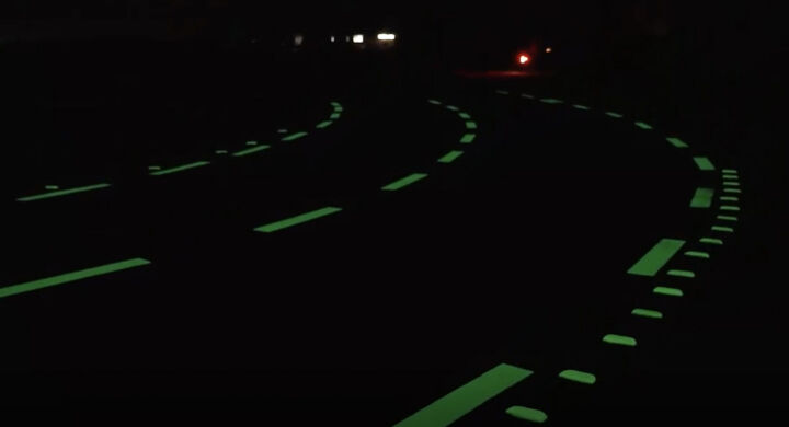 Luminous Coatings Both Sides of Rural Roads: 