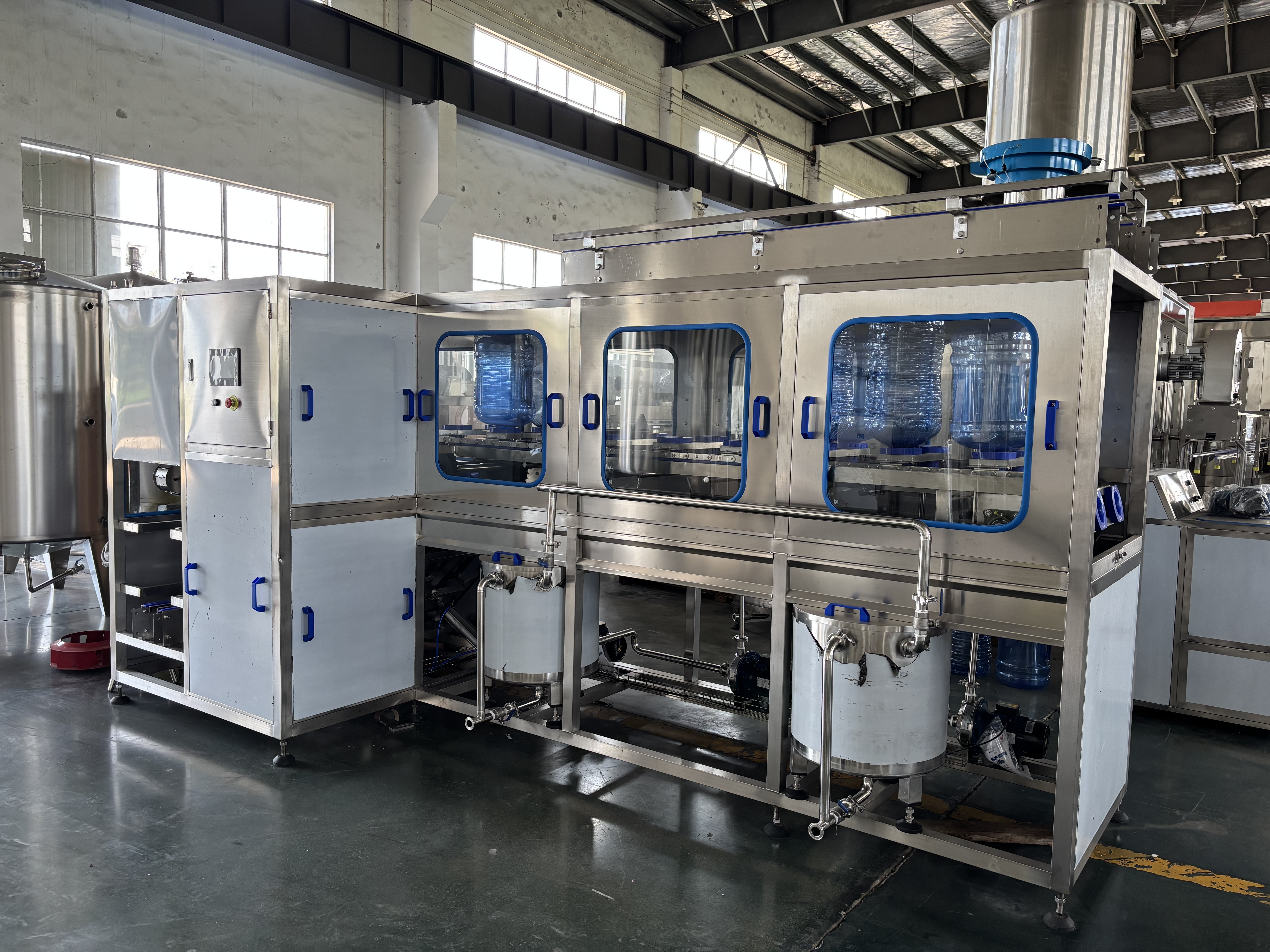 5 gallon bottle filling machine2.jpg