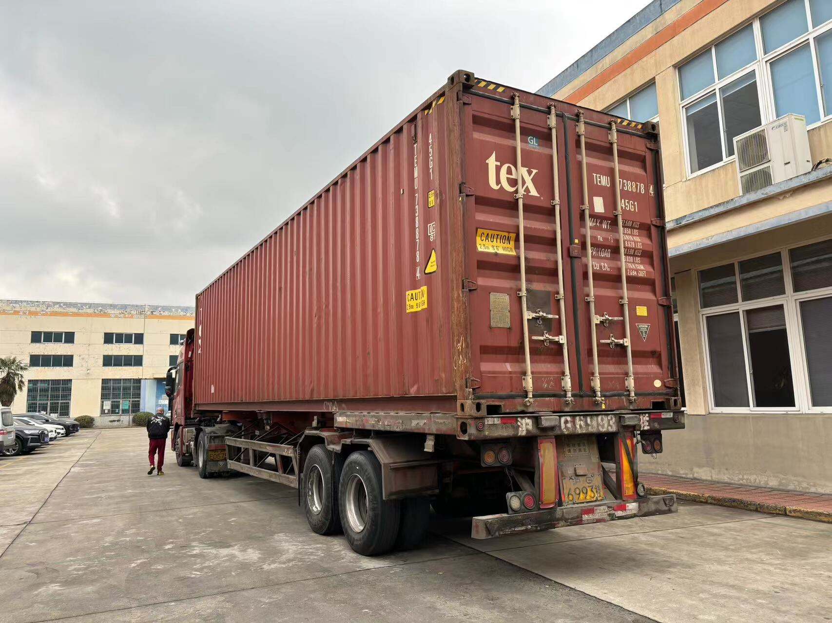 10000BPH automatic bottled water filling line machine and raw materials shipping to Syria