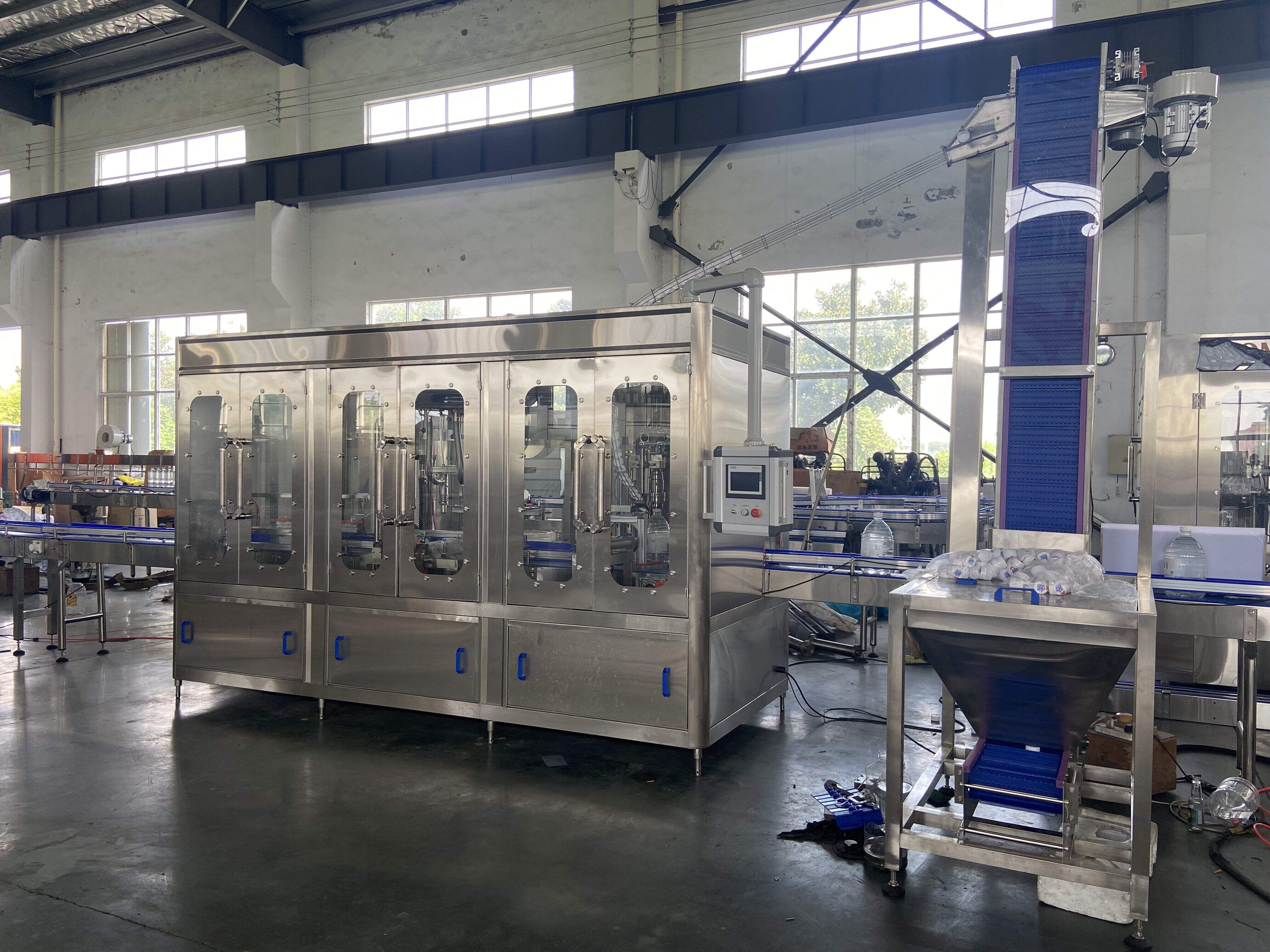 5L water bottle filling machine1.jpg