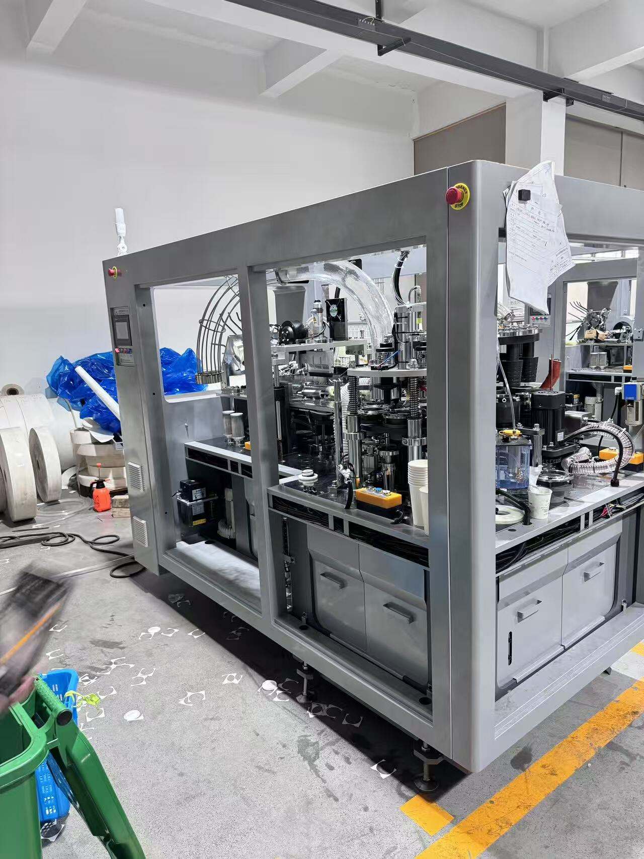 Непревзето качество и ефективност при производството на хартиени чаши за кафе