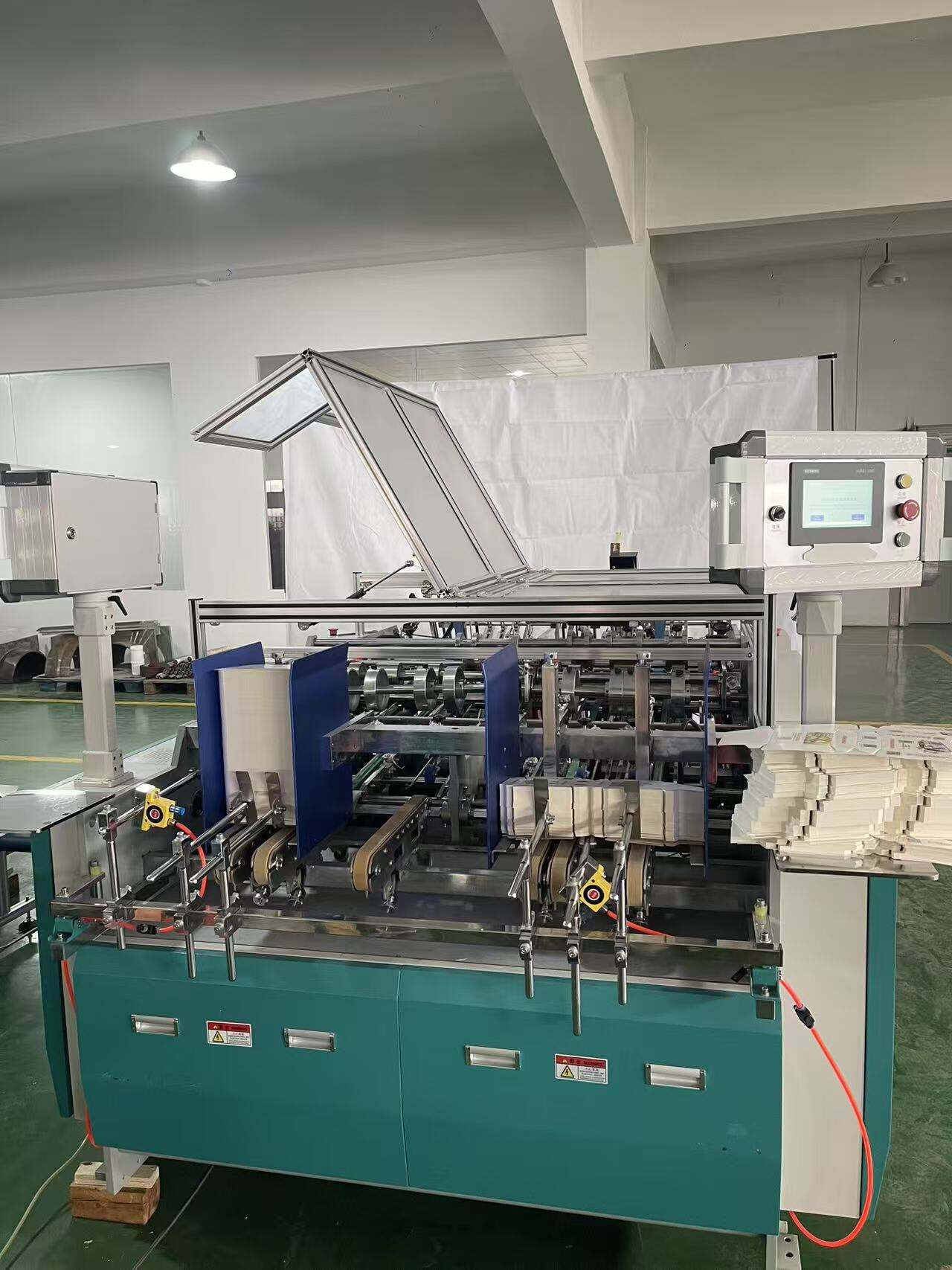 विविध पैकेजिंग आवश्यकताओं के लिए बहुमुखी डिज़ाइन