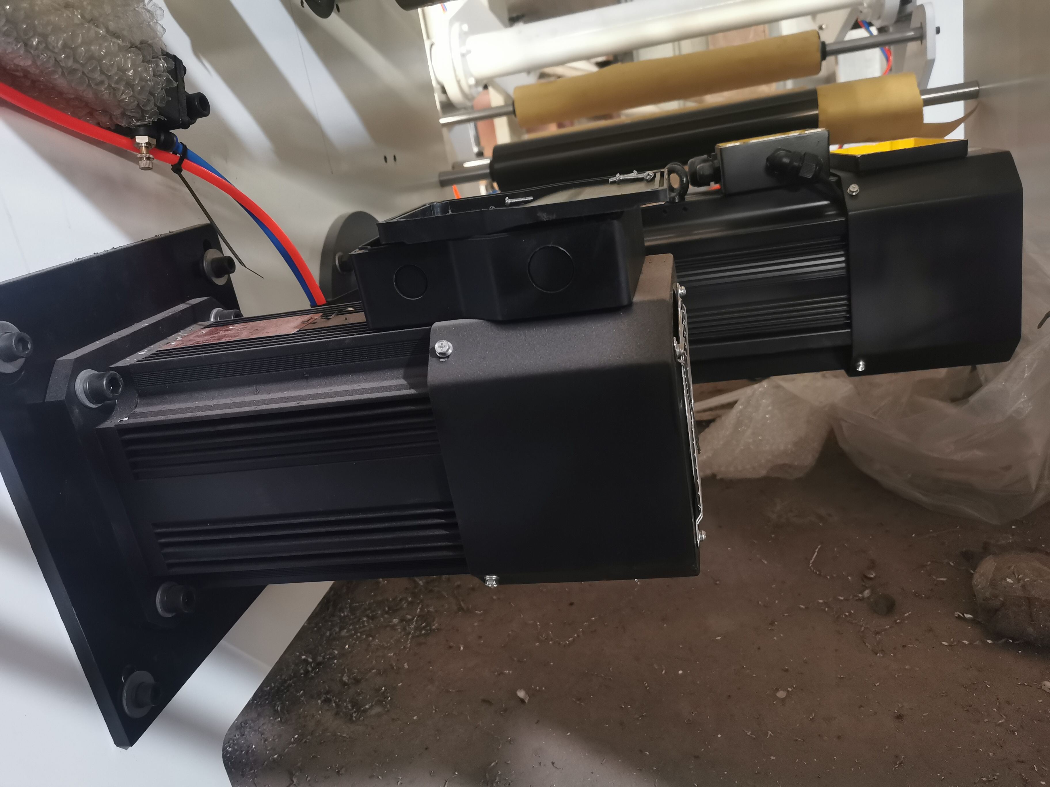 Разкрийте потенциала на машините за производство на руло пчелна мрежа