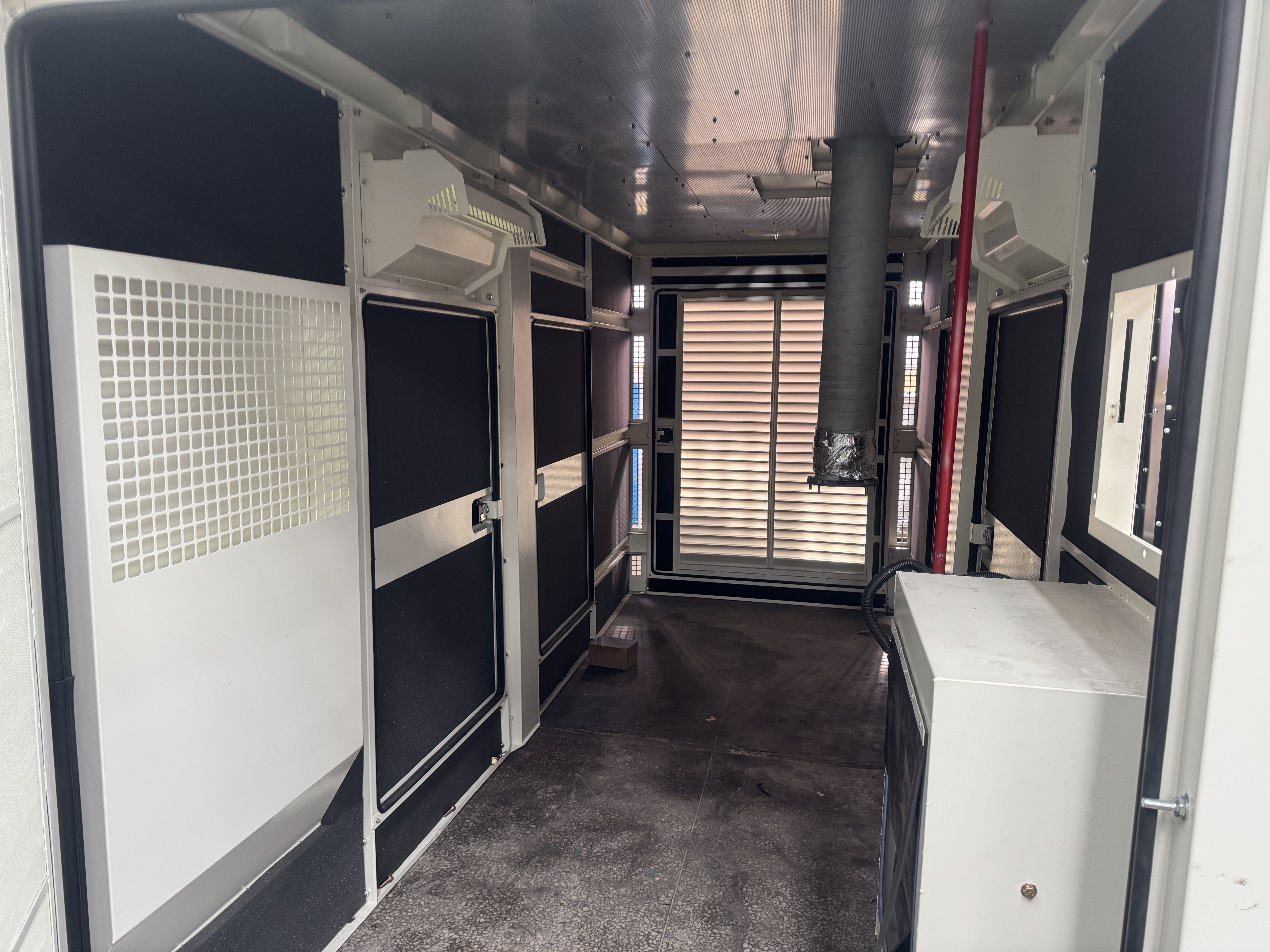 Intelligent Control Systems for Optimal Performance and Reliability