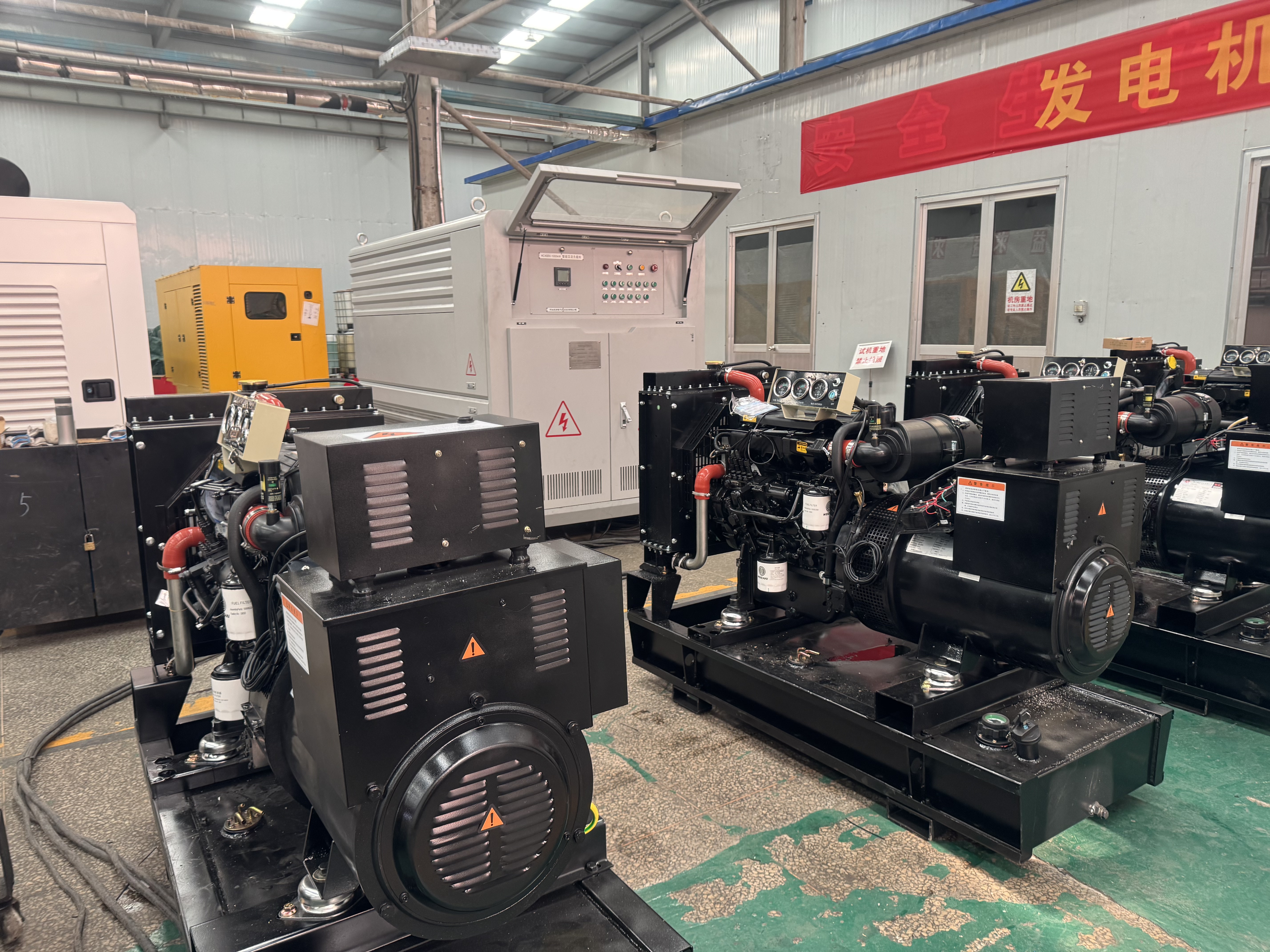 Haladó Technológiai Integráció és Okos Vezérlések