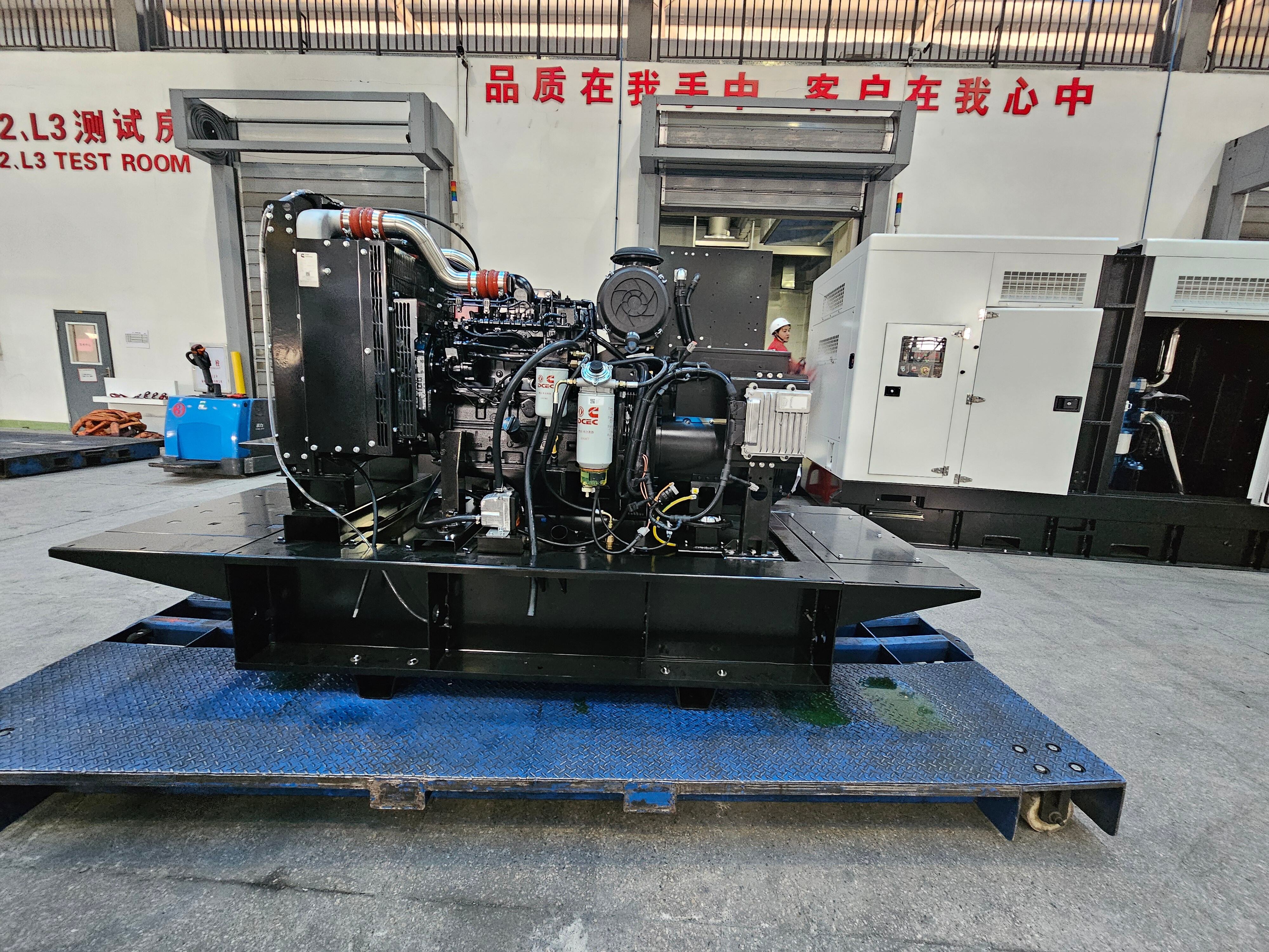 How do industrial buyers specify three phase power generators for plants?