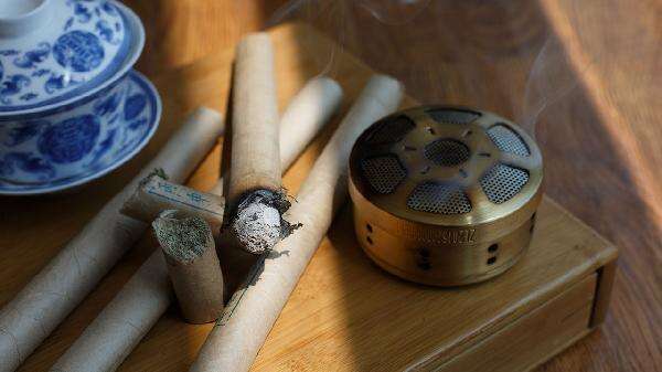 Débloquer le pouvoir de l'armoise chinoise pour la perte de poids