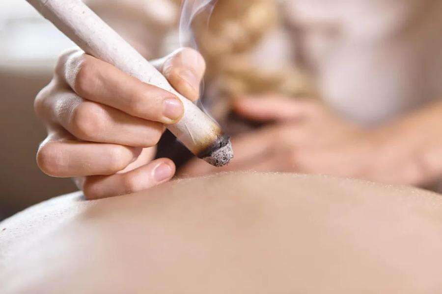 Experience the Transformative Power of Moxa Healing