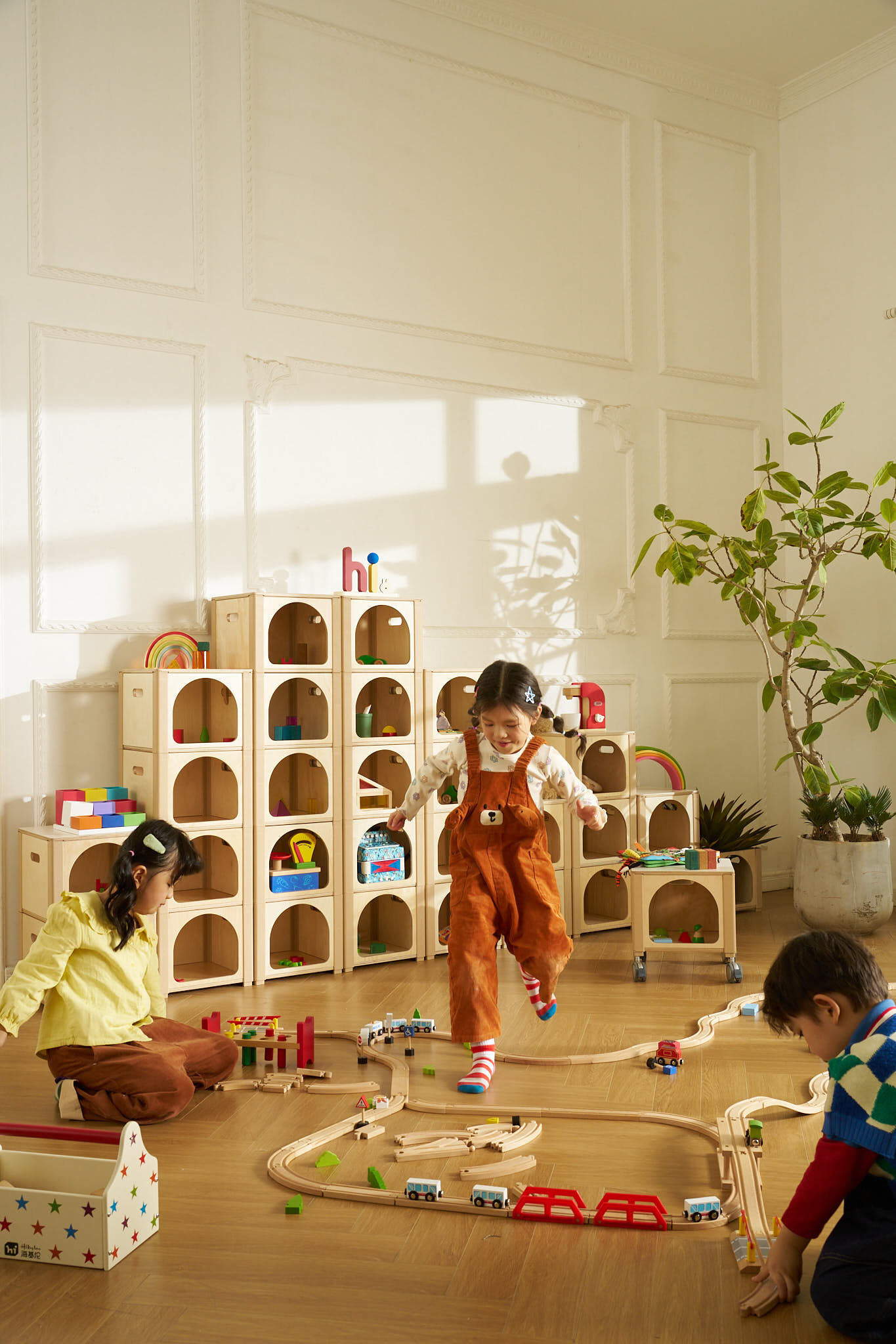 Maximizing Space: Flexible Kindergarten Furniture Arrangements for Small Rooms