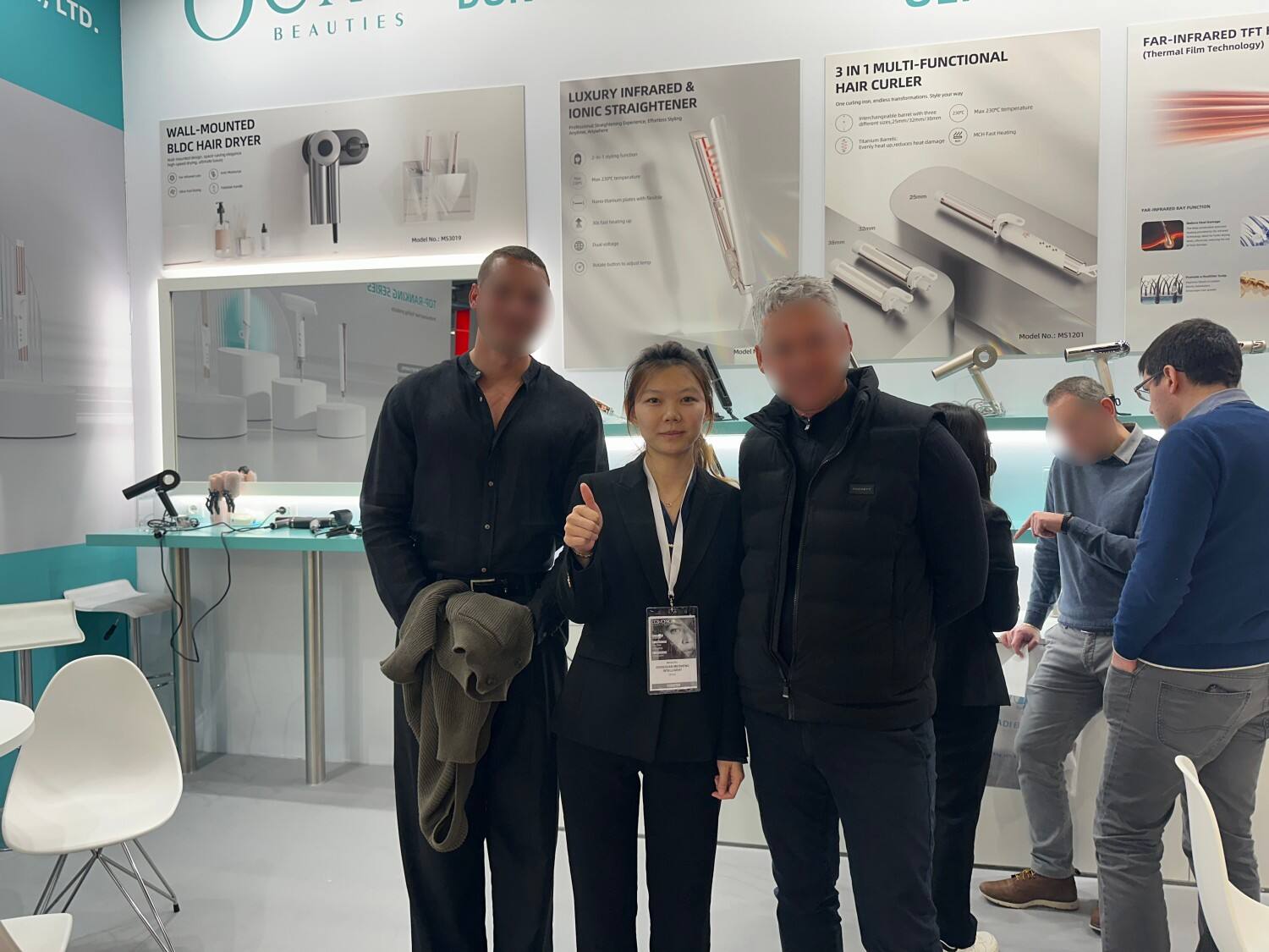 Dazzling in Las Vegas! OUMI BEAUTIES Leads New Trends  in Hair at Cosmoprof