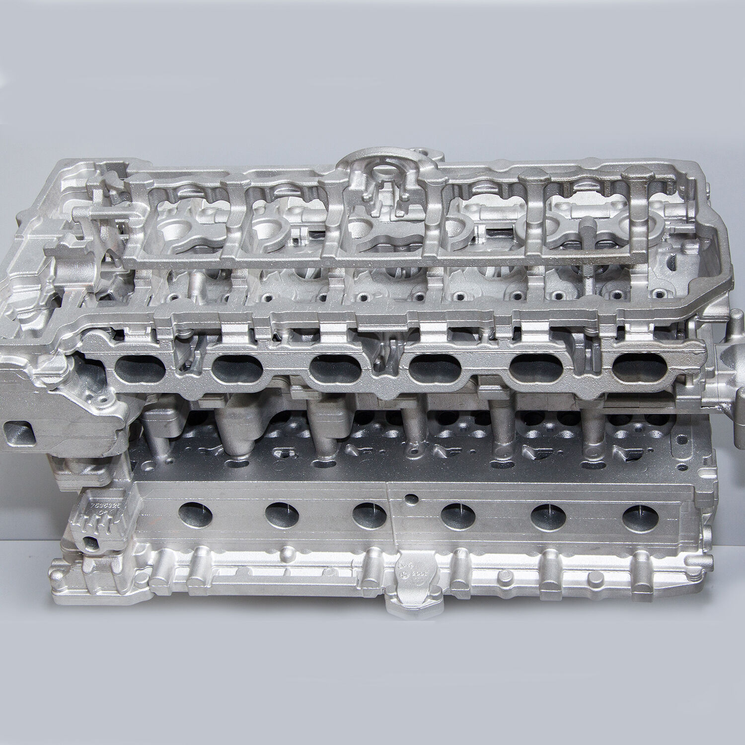 Microprecisión para conectores y componentes miniatura