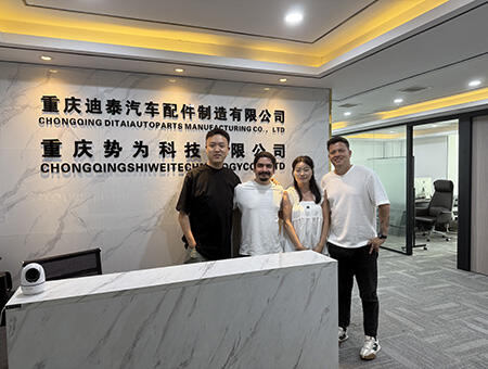 Customer Visit to the Warehouse